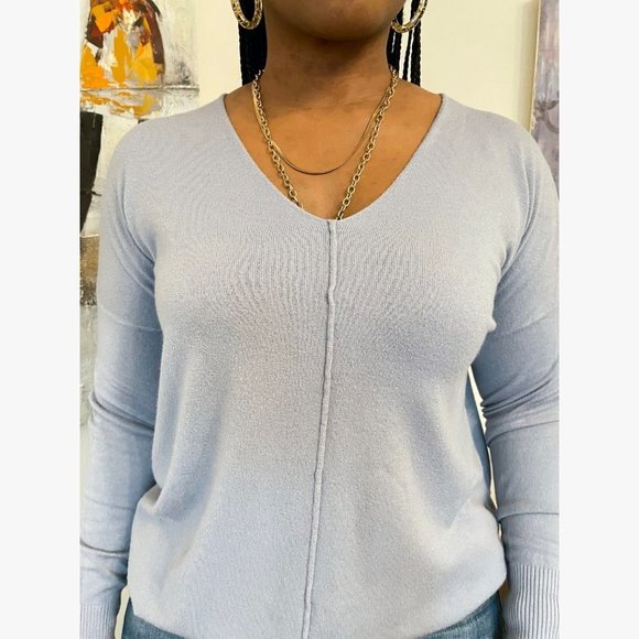 (NWT) Hi-Low V-Neck Long Sleeve Sweater - Picture 5 of 5